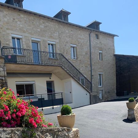 Gite 4 Etoiles - La Maison De Paul Coussergues Экстерьер фото